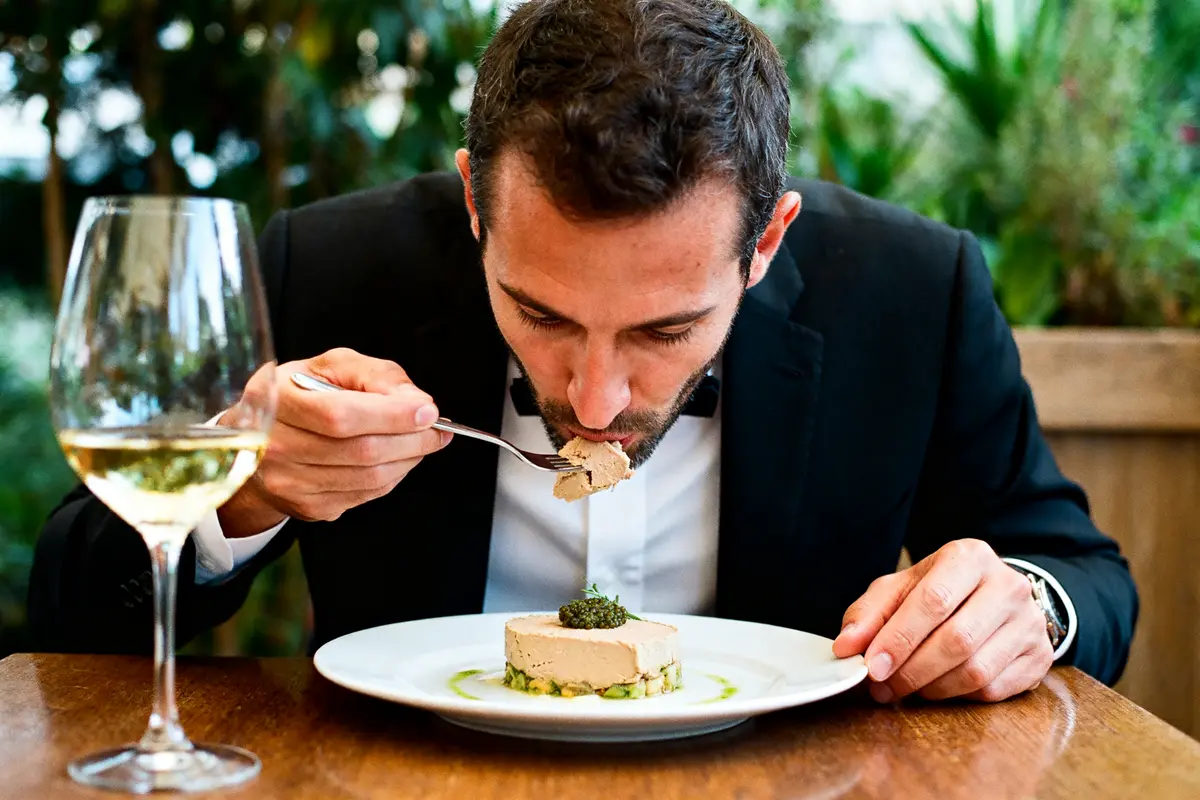Vin et foie gras sommelier : Quel accord parfait choisir ?